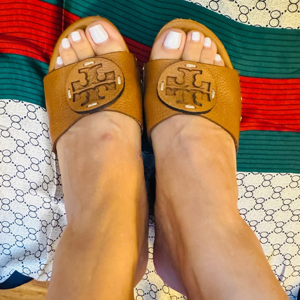 Tory Burch Tan Leather Logo Slide Wedge Sandals Size 8M